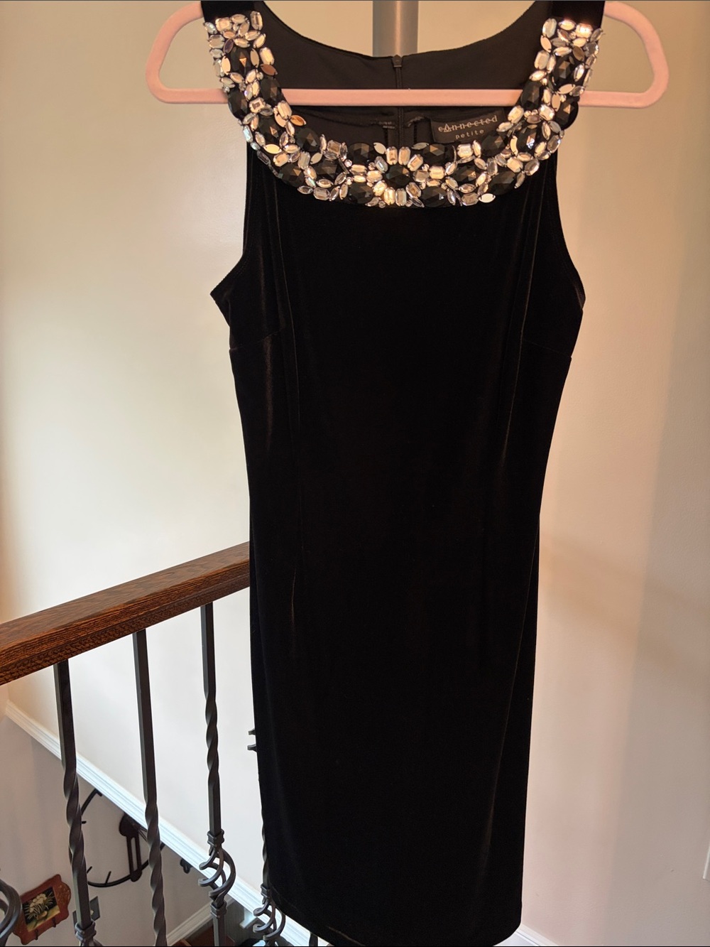 connected apparel Black Velvet Sheath Dress with Jeweled Collar